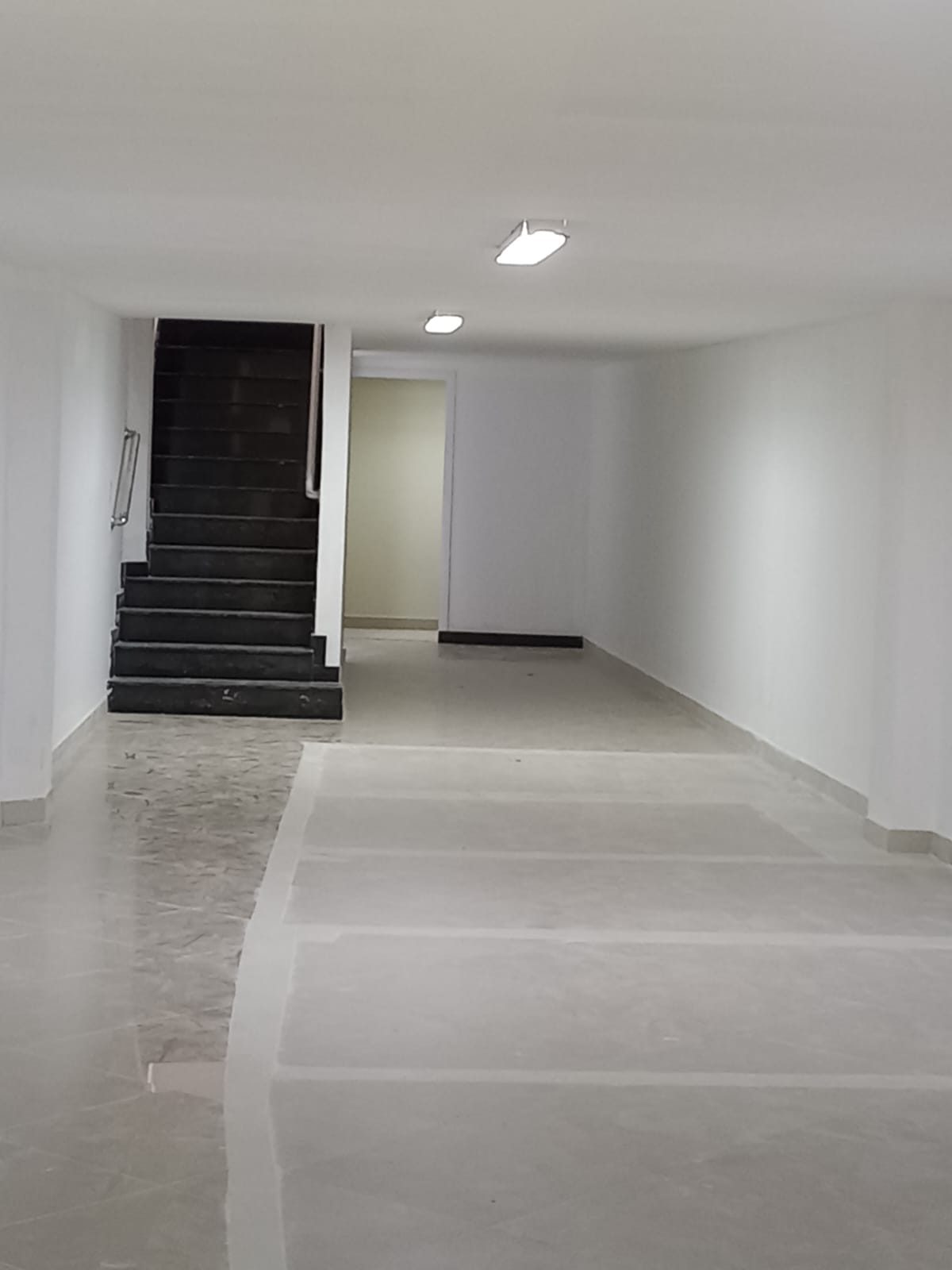 Lojas de 57m² a 178m² – Santa Felicidade – foto 10