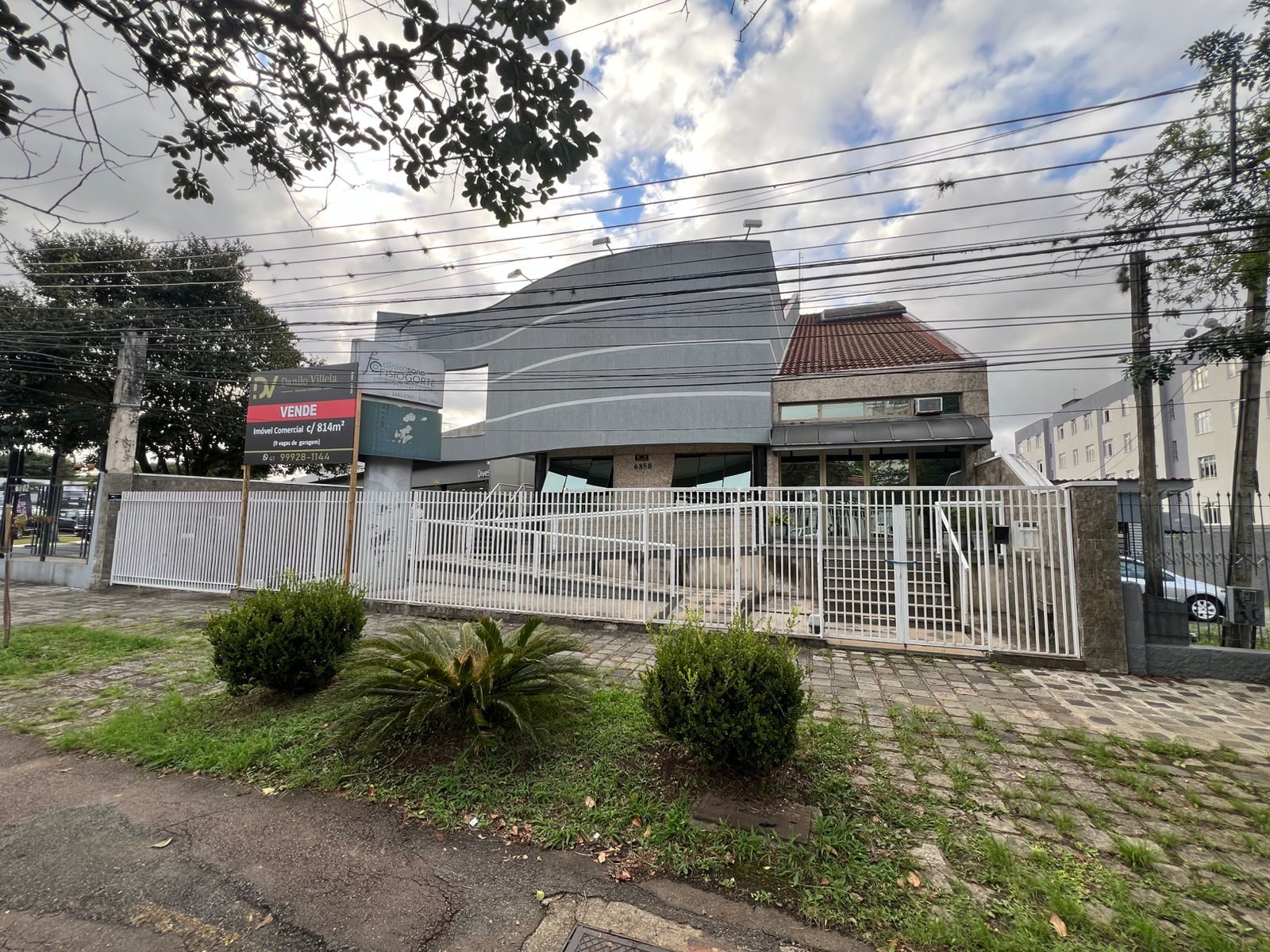 Prédio 814m² – Seminário – foto 1