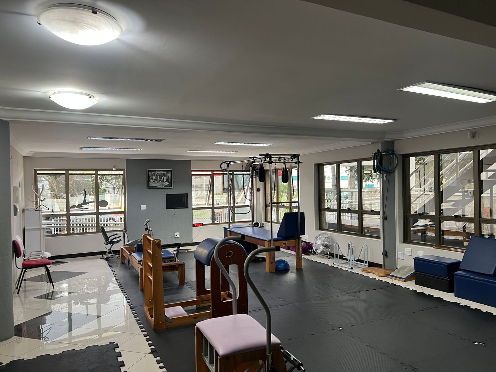 Prédio 814m² – Seminário – foto 8